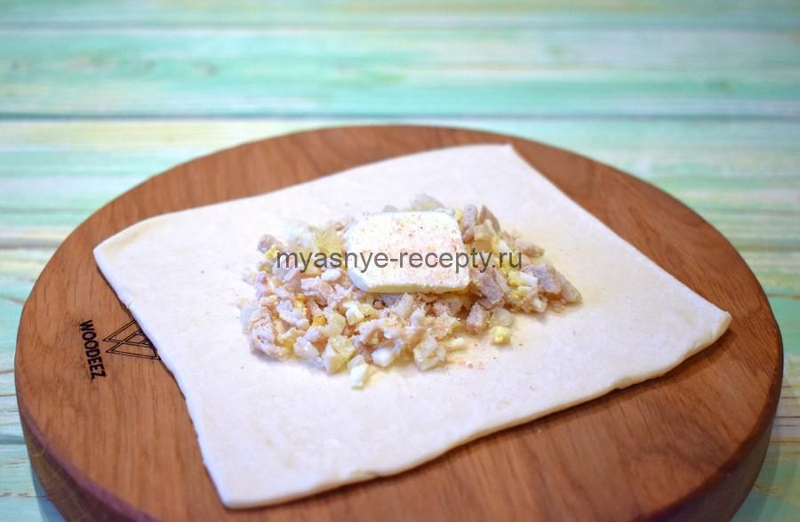 Приготовление слоек с отварной свининой и куриным вареным яйцом, шаг 8 Приготовление слоек с отварной свининой и куриным вареным яйцом, шаг 8